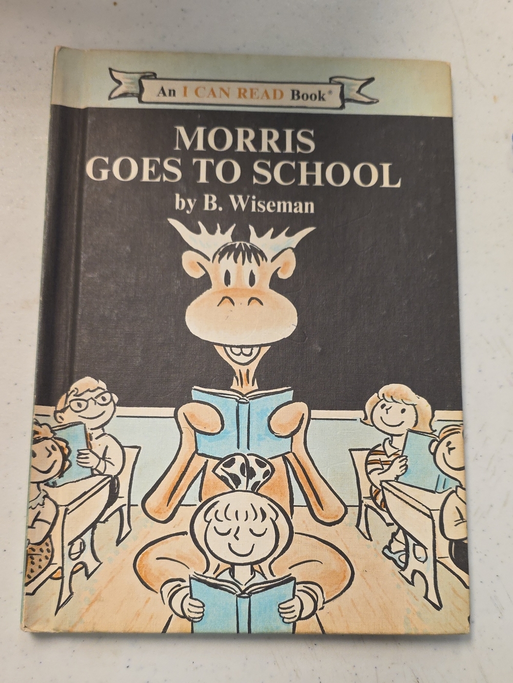 Morris Goes to School by B. Wiseman – Kids Book (Black/Cream/Blue)